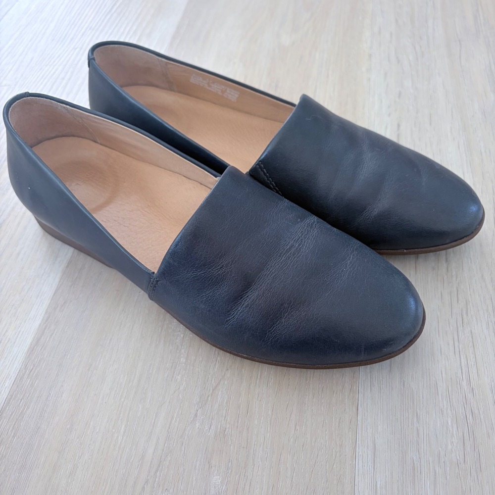 Dansko Kandi Navy Leather Flats Dorsay Slip On Shoes Womens 37 clean girl office